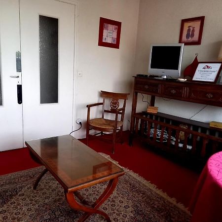 L Ancienne Ferme Apartment Connantre Ngoại thất bức ảnh